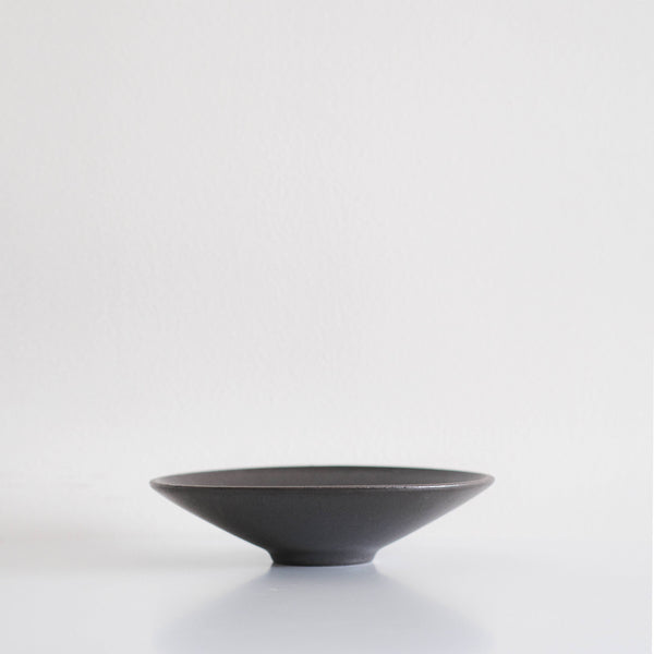 Metallic Black Hiragata Bowl