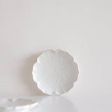 Speckled White Jasmine Floral Plate