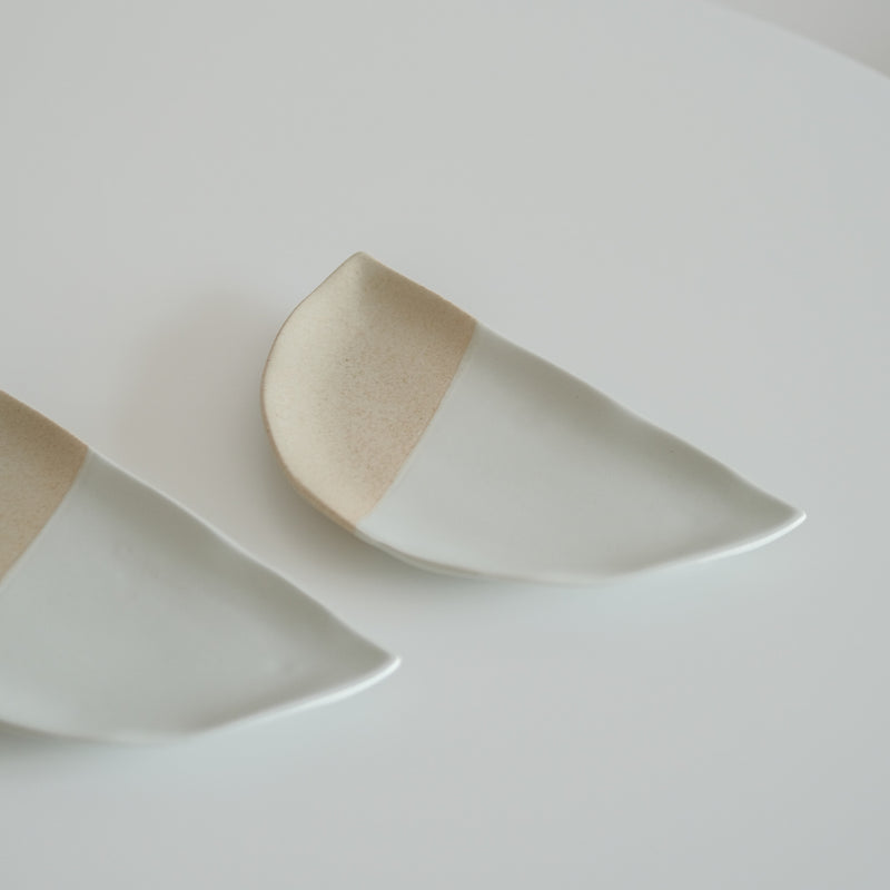 Toasted Oatmeal Crescent Side Plate