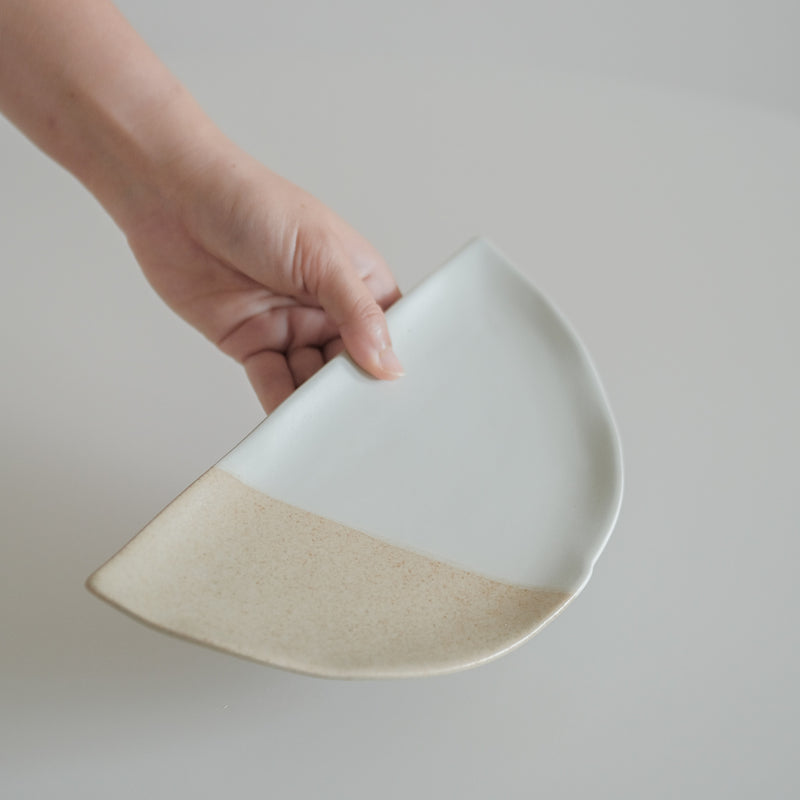 Toasted Oatmeal Crescent Side Plate