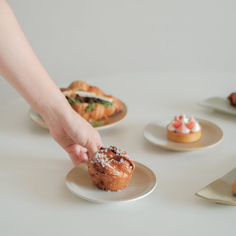 Toasted Oatmeal Rim Mini Side Plate