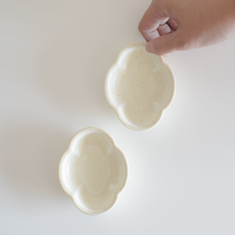 Speckled Bavarian Cream Cloud Shaped Saucer