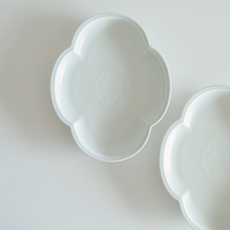 Frost White Cloud Shaped Side Plate