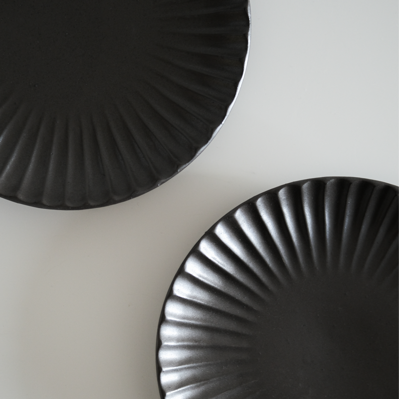 Metallic Matte Black Scallop Side Plate